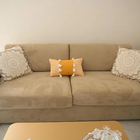 Georgia'S Comfort City Center Apartment Tripoli Exterior foto