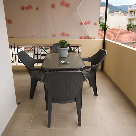 Georgia'S Comfort City Center Apartment Tripoli Exterior foto